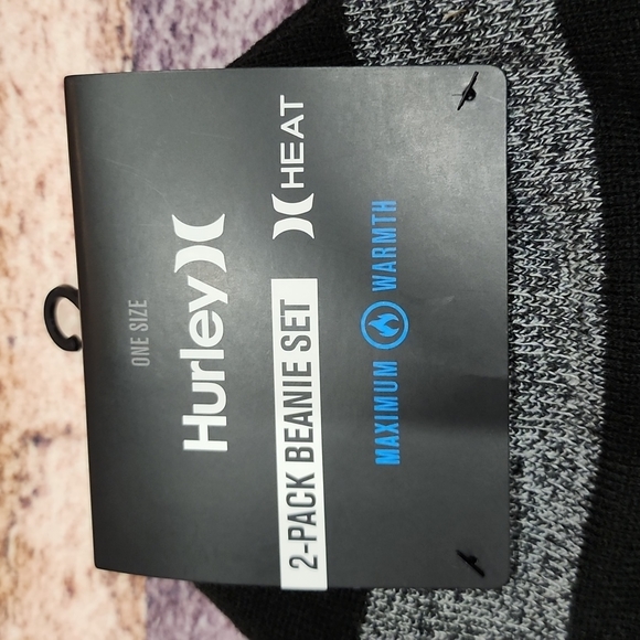 NWT Hurley 2 pack beanie set - Picture 2 of 5